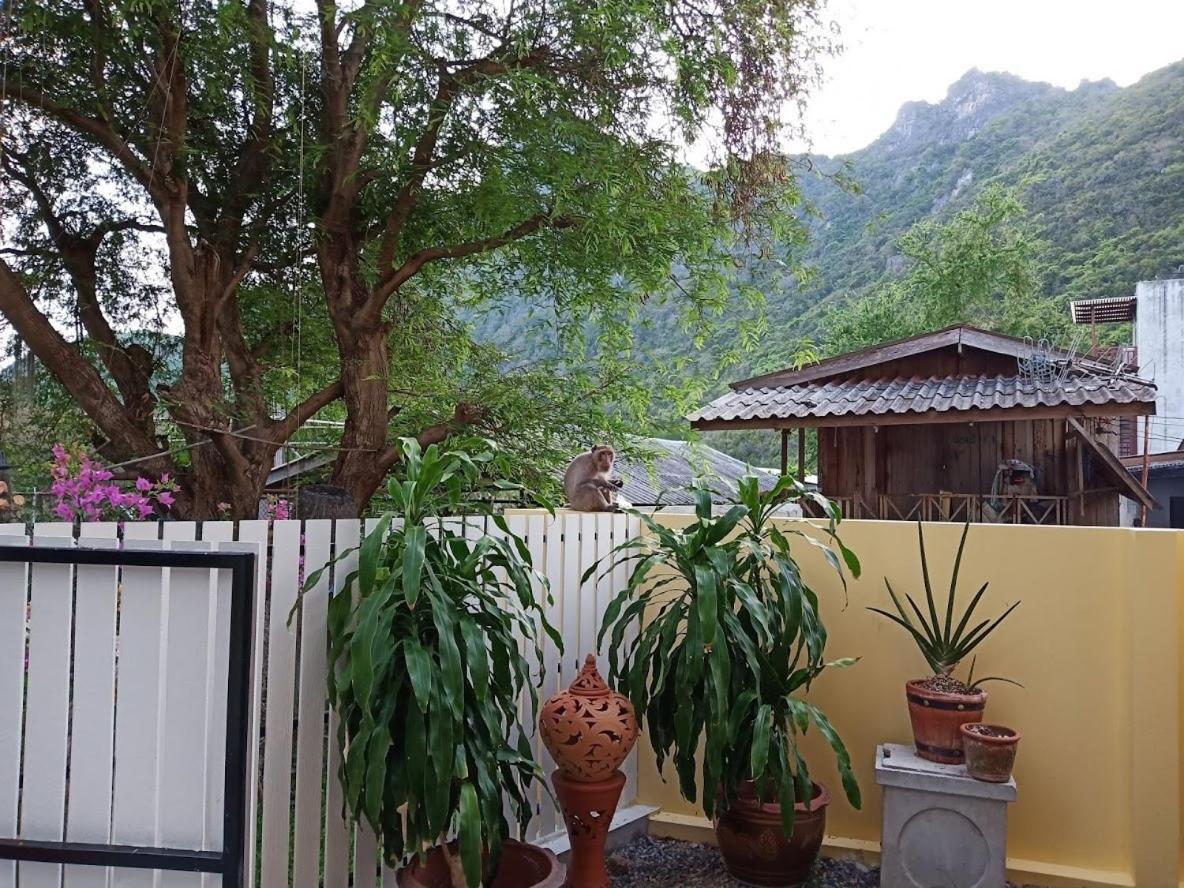 Yen~Yen B&B Prachuap Khiri Khan Eksteriør bilde